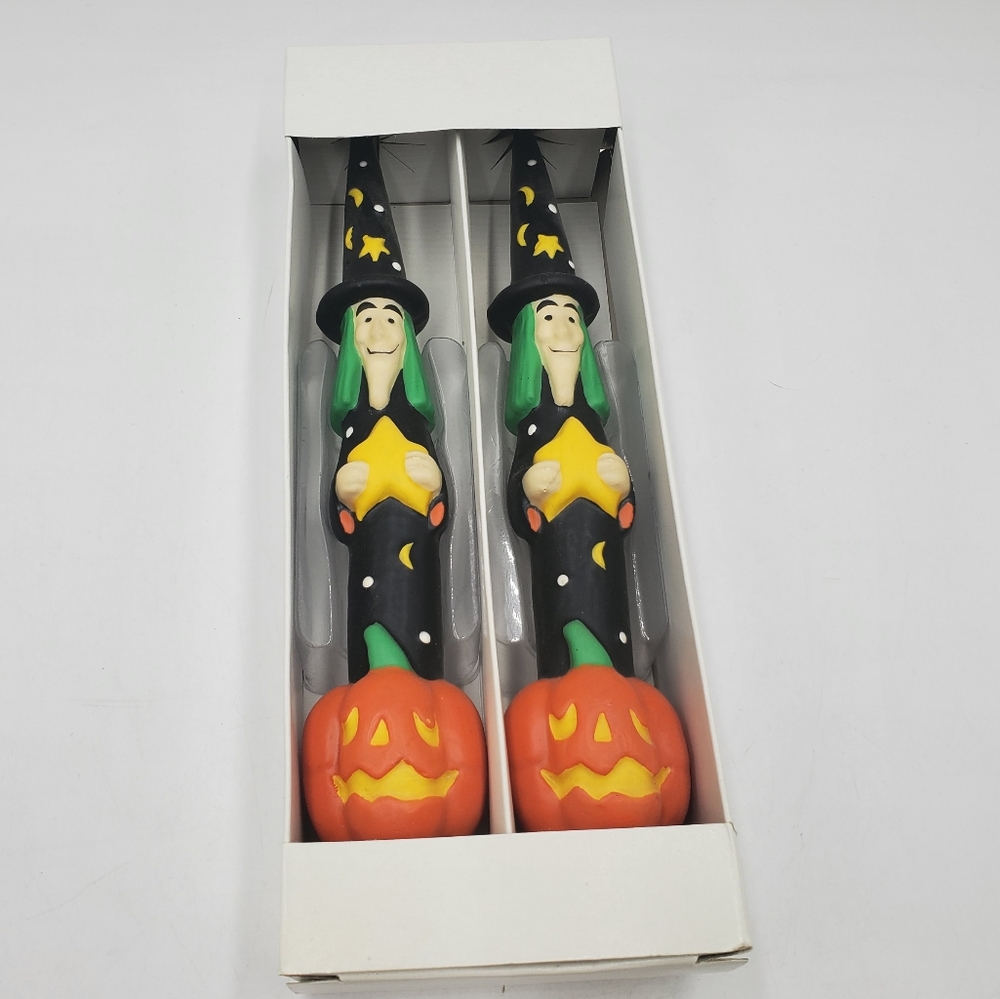 MIDWEST OF CANNON FALLS  HALLOWEEN WITCH Holding Star On Pumpkin Never Lit